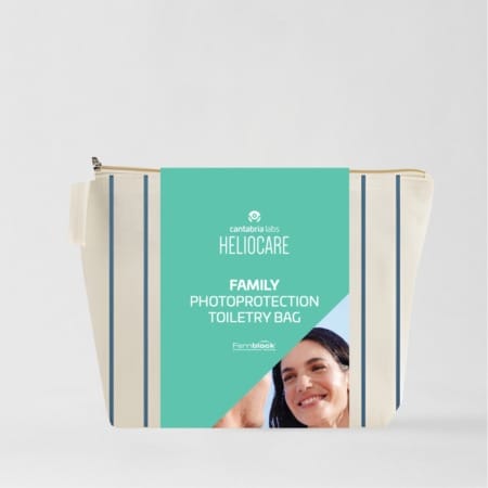 Family Photoprotection Toiletry Bag
